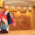 Home Cau Giay Hotel